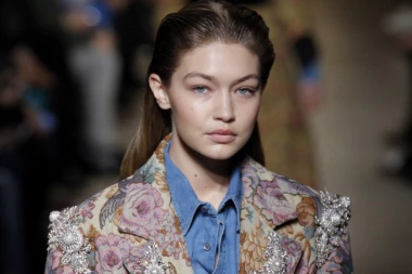 NAJBOLJE ODEVENA ŽENA: Ova manekenka je pobednica 2017. godine