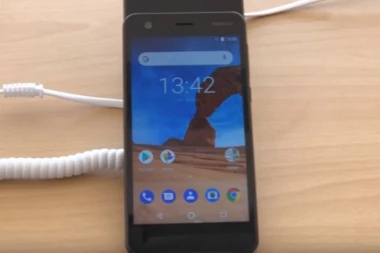 Rade na telefonu koji će imati čak 6 kamera!