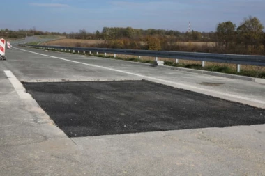 MISTERIJA: GDE JE NESTALO 60 METARA AUTO-PUTA UB-LAJKOVAC?