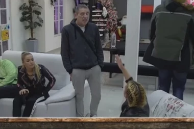 LEPI MIĆA BRUTALNO IZVREĐAO SARU RELJIĆ!