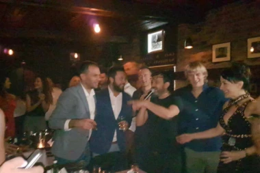 Basta kitio Lukasa evrićima!