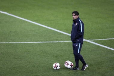 Hrvatski selektor izgubio živce nakon pitanja o Tompsonu: JESTE LI VI DOŠLI OVDE DA PROVOCIRATE?