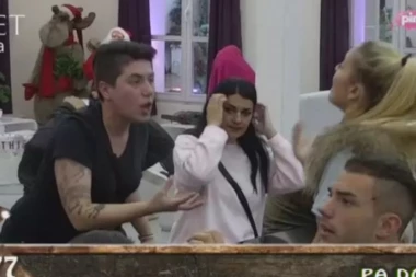 (VIDEO) TOTALNI HAOS U ZADRUZI: MATORA PRSLA KO ZVEČKA!