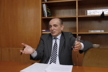 KRKOBABIĆ ZA HITNU REFORMU: Penzioni sistem i KiM su najkrupnija pitanja