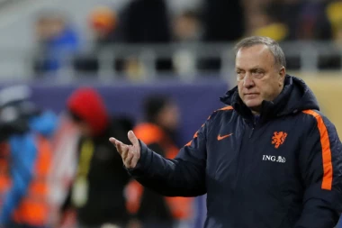 Bivši selektor Srbije ispisao istoriju pa dao otkaz