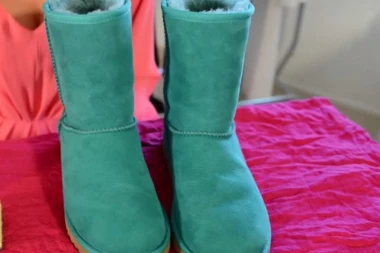 OPREZ: DEFORMIŠU STOPALA, A ŽENE LUDE ZA NJIMA