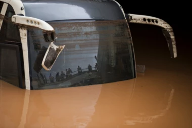 SNIMAK SMRTI: Ovako sada izgleda potopljena Grčka!