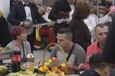 EVO KAKO SU ZADRUGARI PROSLAVILI SLAVU