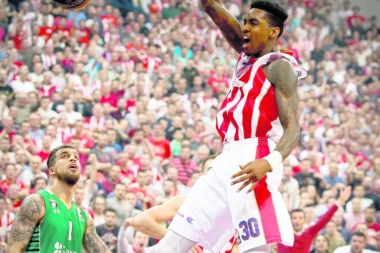 (FOTO) Ljubimac "Delija" prebio saigrača jer mu je rekao da je "crnja": Ubio sam ga od batina!