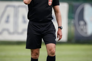 SPECIJALCI ZA VEČITE RIVALE: Ove sudije su 12. igrač Zvezde i Partizana!