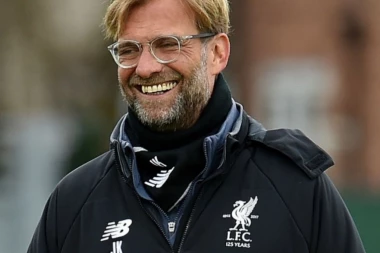 NEMAC PONOVO SA OSMEHOM NA LICU: Klop iz bolnice na trening Liverpula