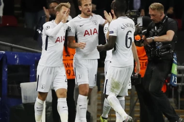 KOLUMBIJAC SAD BLISTA U TOTENHEMU: Sančez odbio Barselonu zbog Ajaksa!