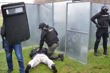 (VIDEO) Ovako izgledaju VISOKORIZIČNA HAPŠENJA: Srpski, nemački i holandski specijalaci zajedno!