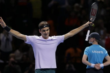 Para na paru ide: FEDERER PRESTIGAO NOVAKA I TAJGERA PO PRIHODIMA SA TURNIRA