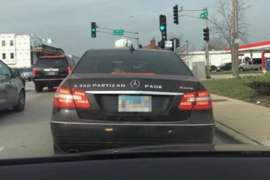 "Iz Čikaga moji..." Grobar iz SAD celom gradu pokazuje koliko voli Partizan!