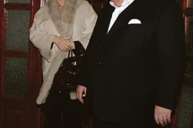 SVETLANA RAŽNATOVIĆ PRESAVIJA TABAK! Ovlastila advokata da tuži sve koji je dovode u vezu sa navodnim podvođenjem u Jagodini!