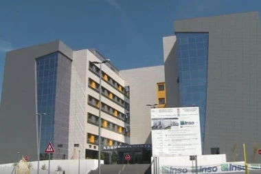 Incindent u KC Niš: Pijan lomio po bolnici, pa napao medicinsko osoblje!