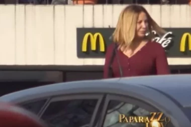 (VIDEO) STOJO, TI LI SI?! Pevačica neprepoznatljiva bez šminke