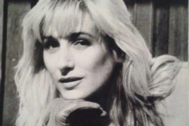 OGLASILA SE NA INSTAGRAMU: Viktorijina ćerka objavila emotivnu poruku upućenu mami