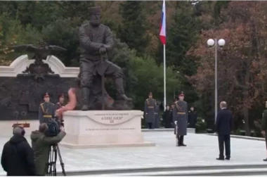 Putin otkrio spomenik ruskom caru na Krimu