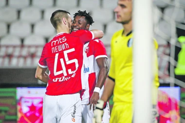 (VIDEO) Da li oni znaju nešto više: NAVIJAČI BEŠIKTAŠA POŽELELI DOBRODOŠLICU BOAĆIJU!