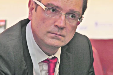 MULJAČINA! NASTAVLJENA PLJAČKA GIGANTA IZ ODŽAKA: Hrvatski tajkun otima "Hipol"!