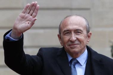 FRANCUZIMA PREKIPELO: Muslimani, nema klečanja po ulici!