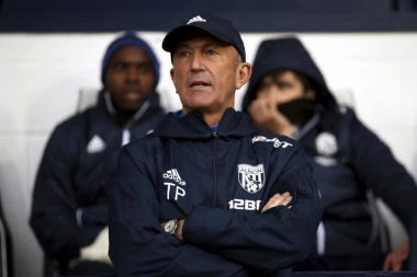 ČELSI MU DOŠAO GLAVE: VBA ostao bez menadžera!