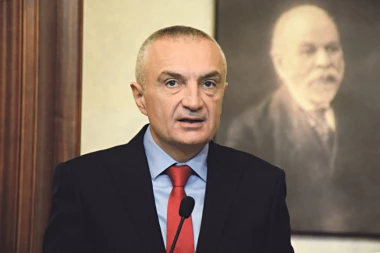 SUKOB U TIRANI! Meta: Odlažem izbore! Rama: Biće izbora!