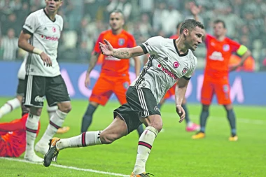 (VIDEO) Tošić nastavio srpski niz golova u inostranstvu!