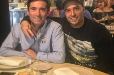 I TO SE DESILO U FUDBALU: Otac i sin isključeni zbog istog gesta