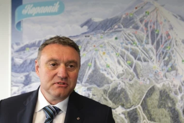 "OBARAMO SVE REKORDE, BROJ SKIJAŠA UVEĆAN ZA 20 ODSTO"