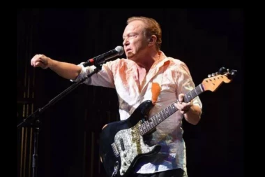 Poznati pevač u lošem stanju: OTKAZALI MU BUBREZI I JETRA!