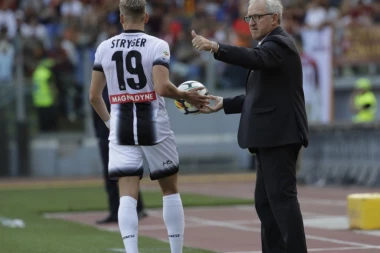 CRNO-BELI OSTALI BEZ TRENERA: Udineze otpustio Luiđija del Nerija