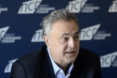 JANKOVIĆ puca po SVIM ŠAVOVIMA: Njegova ostavka je FARSA!