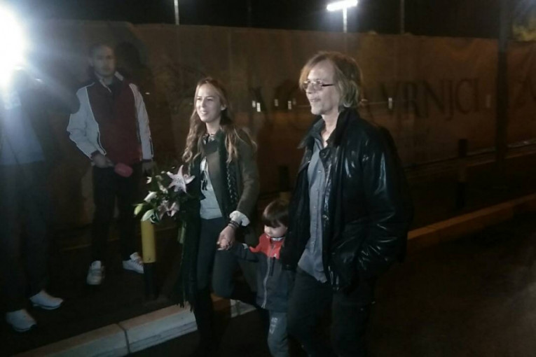 Srđan Todorović sa porodicom