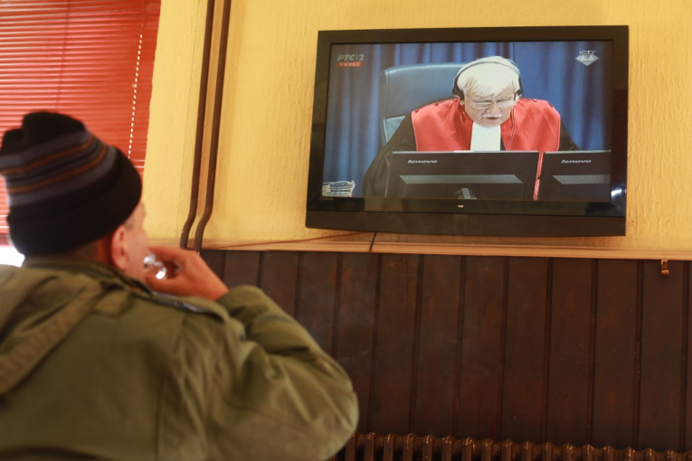 Meštani Lazareva posmatrali izricanje presude Mladiću