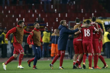 Izašle kvote za prolaz grupe na SP, "BUKMEJKERI" POTCENILI SRBIJU!