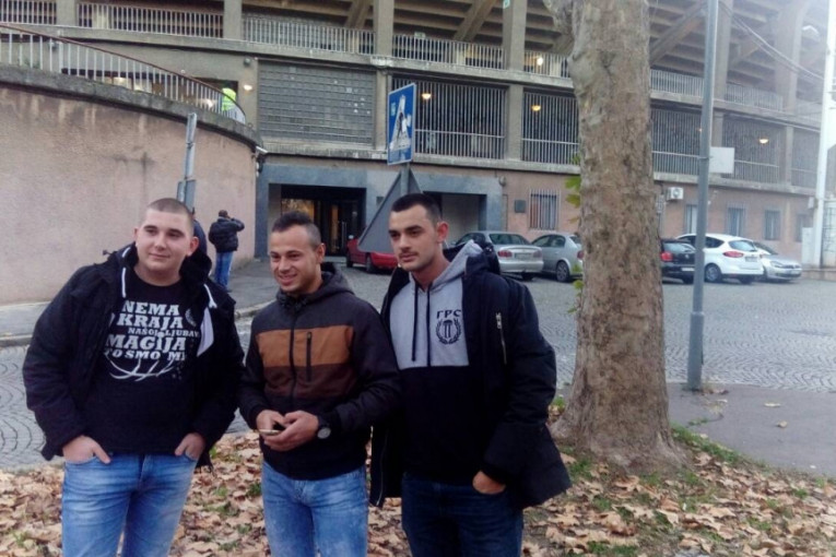 Momci iz Republike Srpske : Nikada nam nije teško da dolazimo zbog Partizana. To je ljubav! Razbiceno Jang bojs