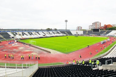 Švajcari se šalili na račun Partizanovog stadiona: VRATILI SMO SE U ANTIČKO DOBA!