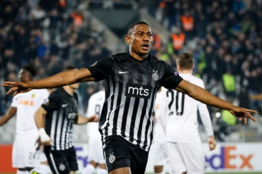 Tavamba pakuje kofere: KAMERUNAC U SERIJI A ZA DVA MILIONA!