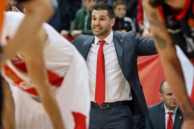 Alimpijević pred Efes: U dobrom smo rasploženju, ALI NE TREBA OVIM MOMCIMA NAMETATI TERET!