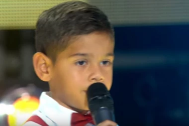 LJUBA MOLIO RODITELJE da ga prijave u Pinkove zvezdice!