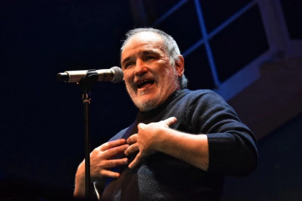 TAJNA O PESMI "NE LOMITE MI BAGRENJE" NAPOKON OTKRIVENA: Svi su mislili da je o KOSOVU, ali njeno značenje je DUBOKO