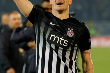 JUŽNA TRIBINA DOBILA NOVOG JUNAKA: Ožegović kupio "Grobare"