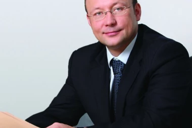 KO JE IGOR ALTUŠKIN, ZAINTERESOVAN ZA RTB BOR? Ima dve milijarde $  i živi u Madoninoj kući