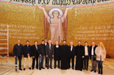 Zvezda u poseti Hramu Svetog Save