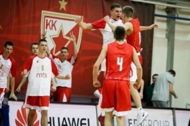CRVENO-BELI POBEDILI I CIBONU: Juniori Zvezde na F4 ABA lige