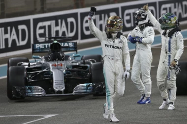 MERCEDES POTVRDIO DOMINACIJU: Valteri Botas pobedio u Abu Dabiju