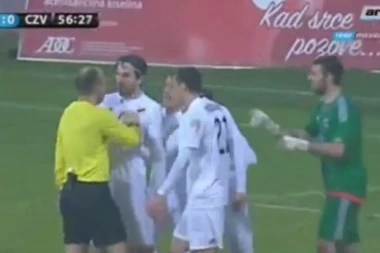 (VIDEO) PROCENITE SAMI: Da li je sudija pogurao Zvezdu protiv Čukaričkog?